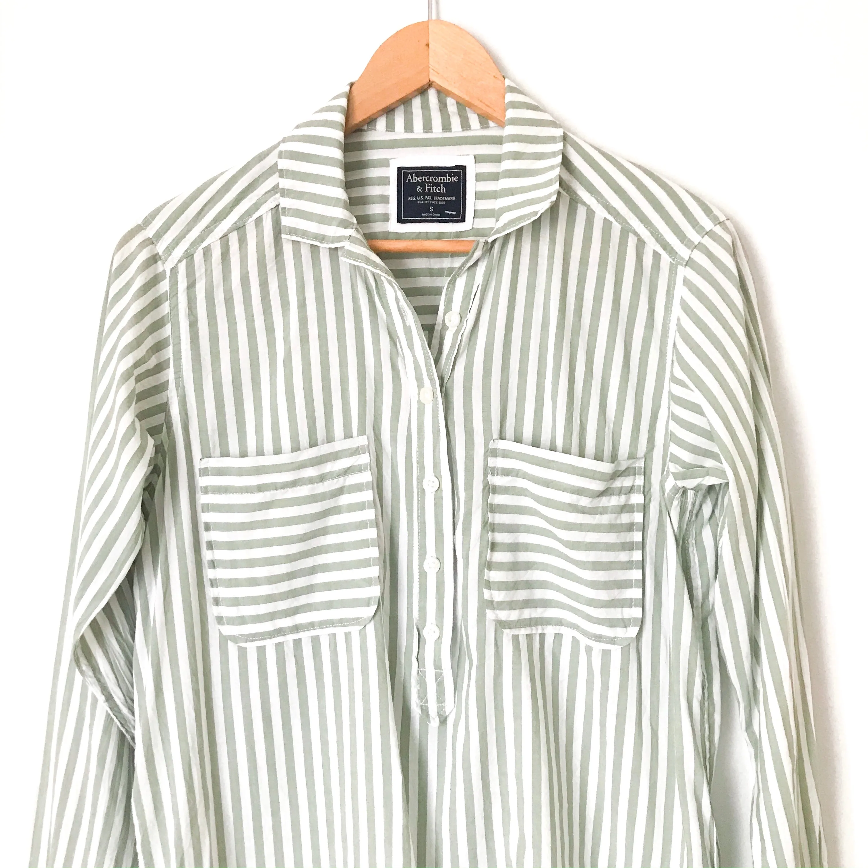 Abercrombie & Fitch Green/White Striped Half Button Down with Front Pockets- Size S