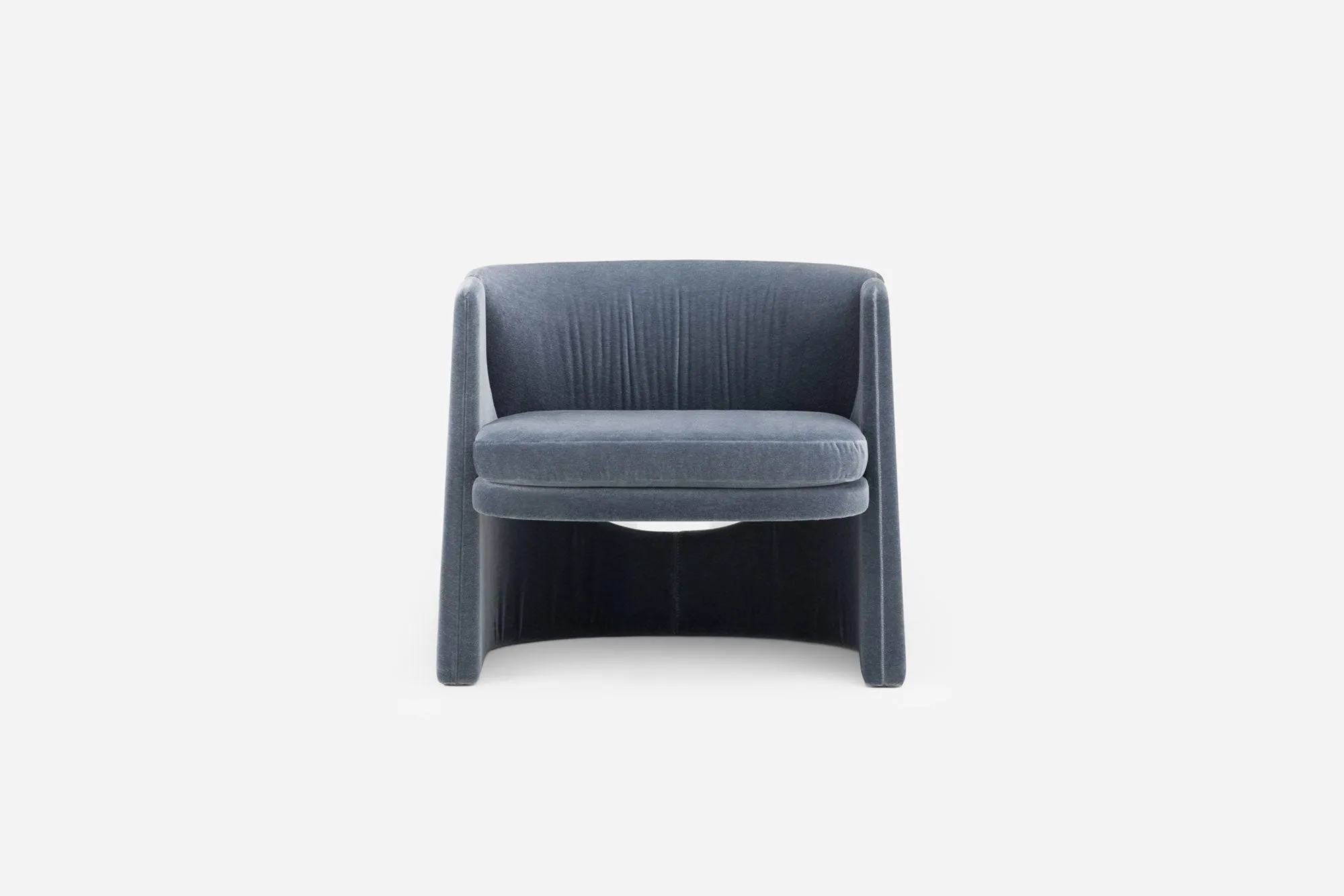 CURSA LOUNGE CHAIR
