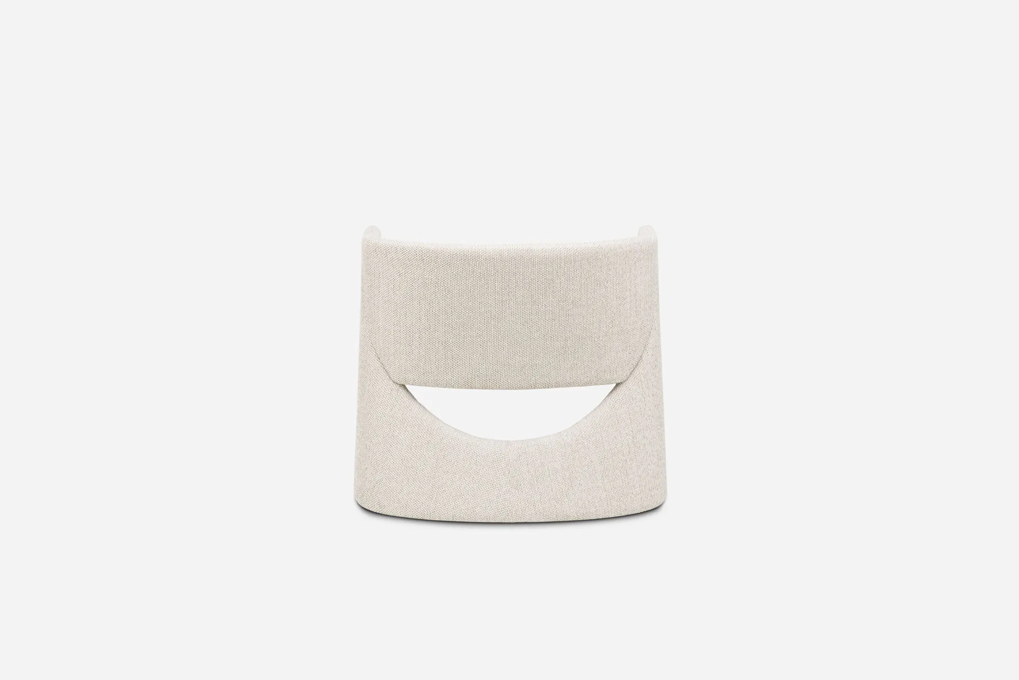 CURSA LOUNGE CHAIR