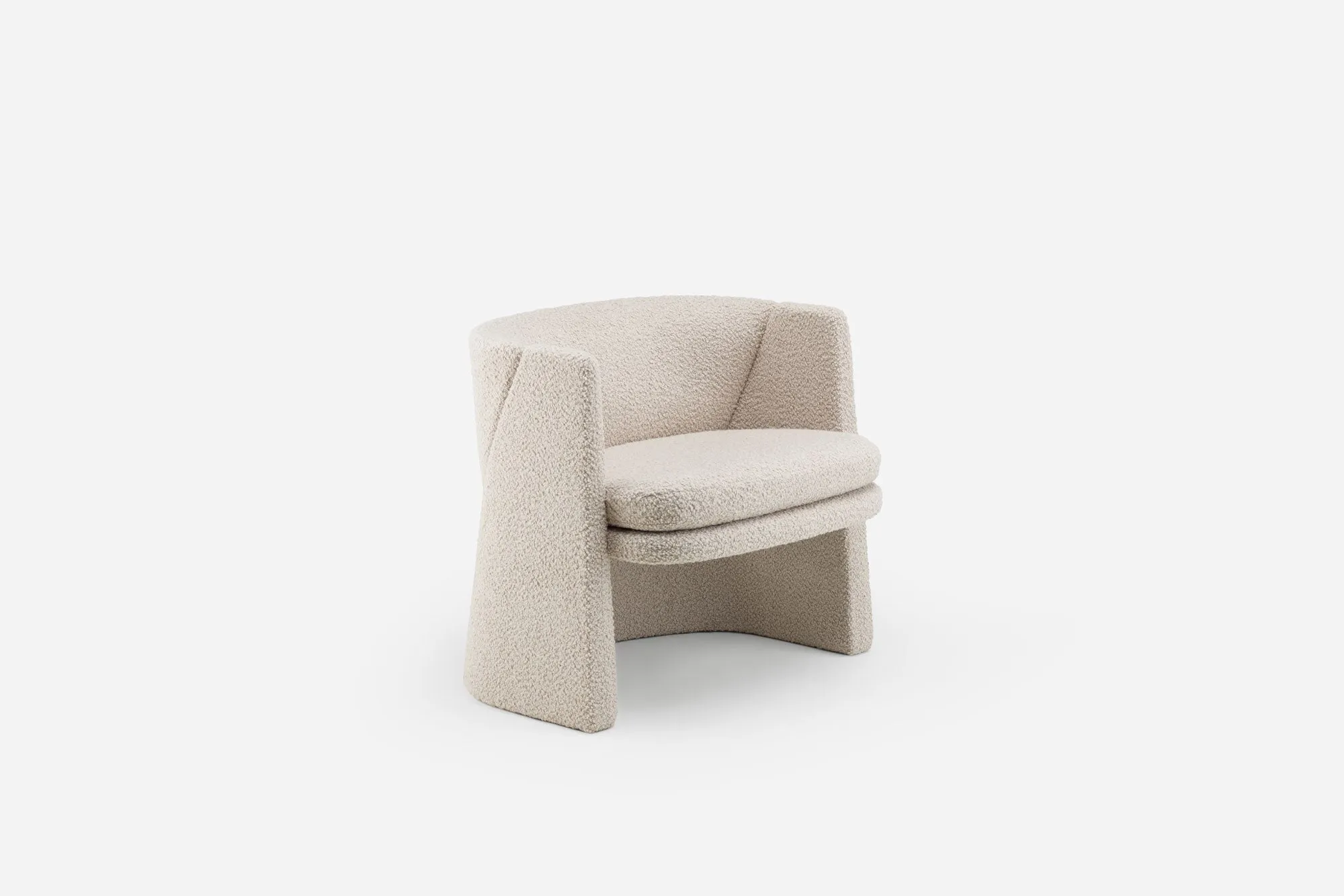 CURSA LOUNGE CHAIR