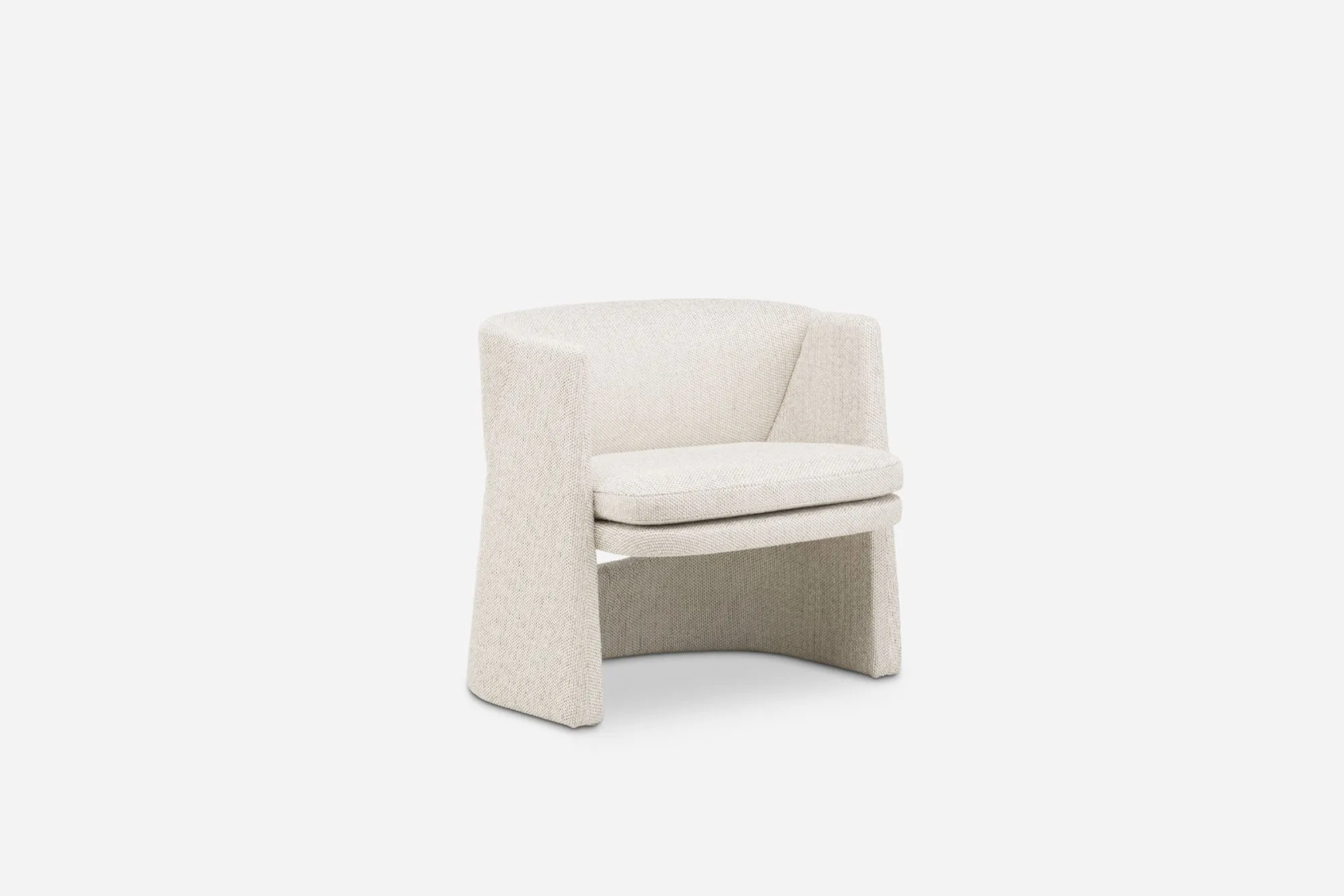 CURSA LOUNGE CHAIR