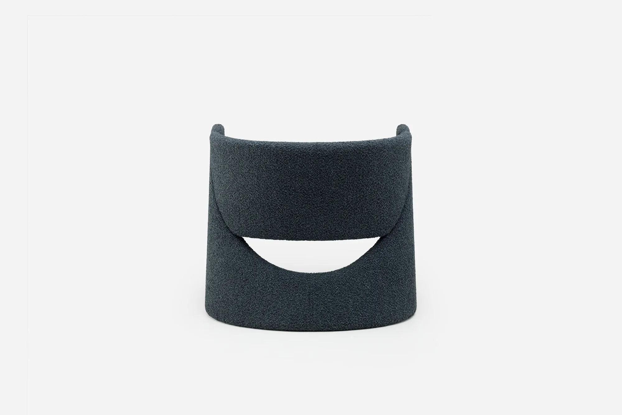 CURSA LOUNGE CHAIR