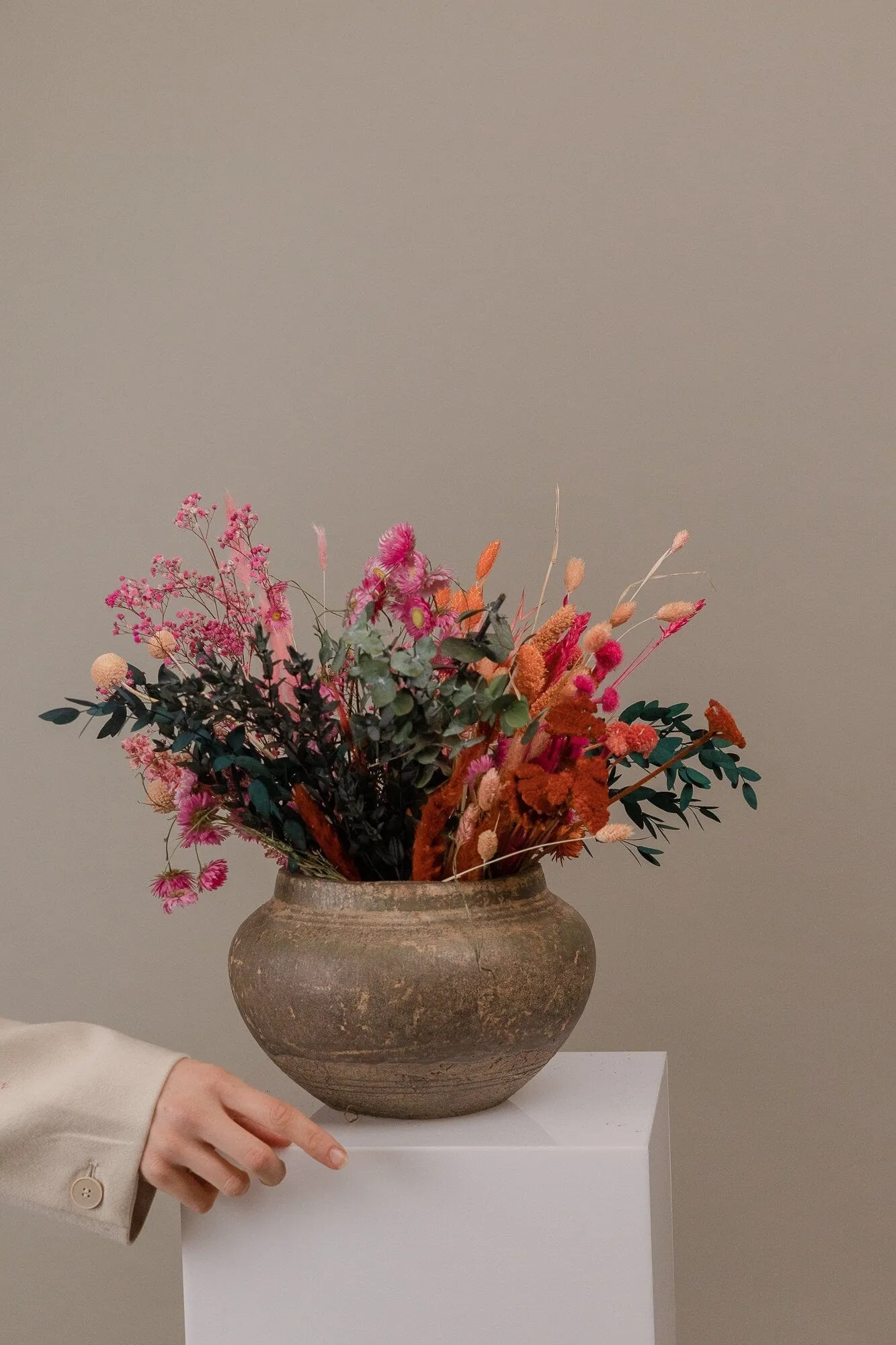 Dried Flowers Pink & Orange Shades With Preserved Eucalyptus Loose Flowers Centerpiece and Vase Arrangement