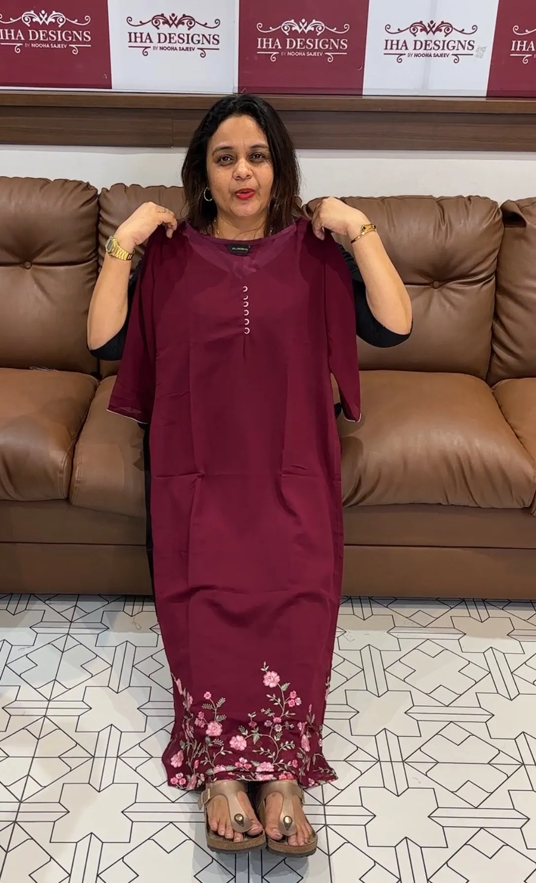 FAUX GEORGETTE SLITTED TOP - IHA  13957