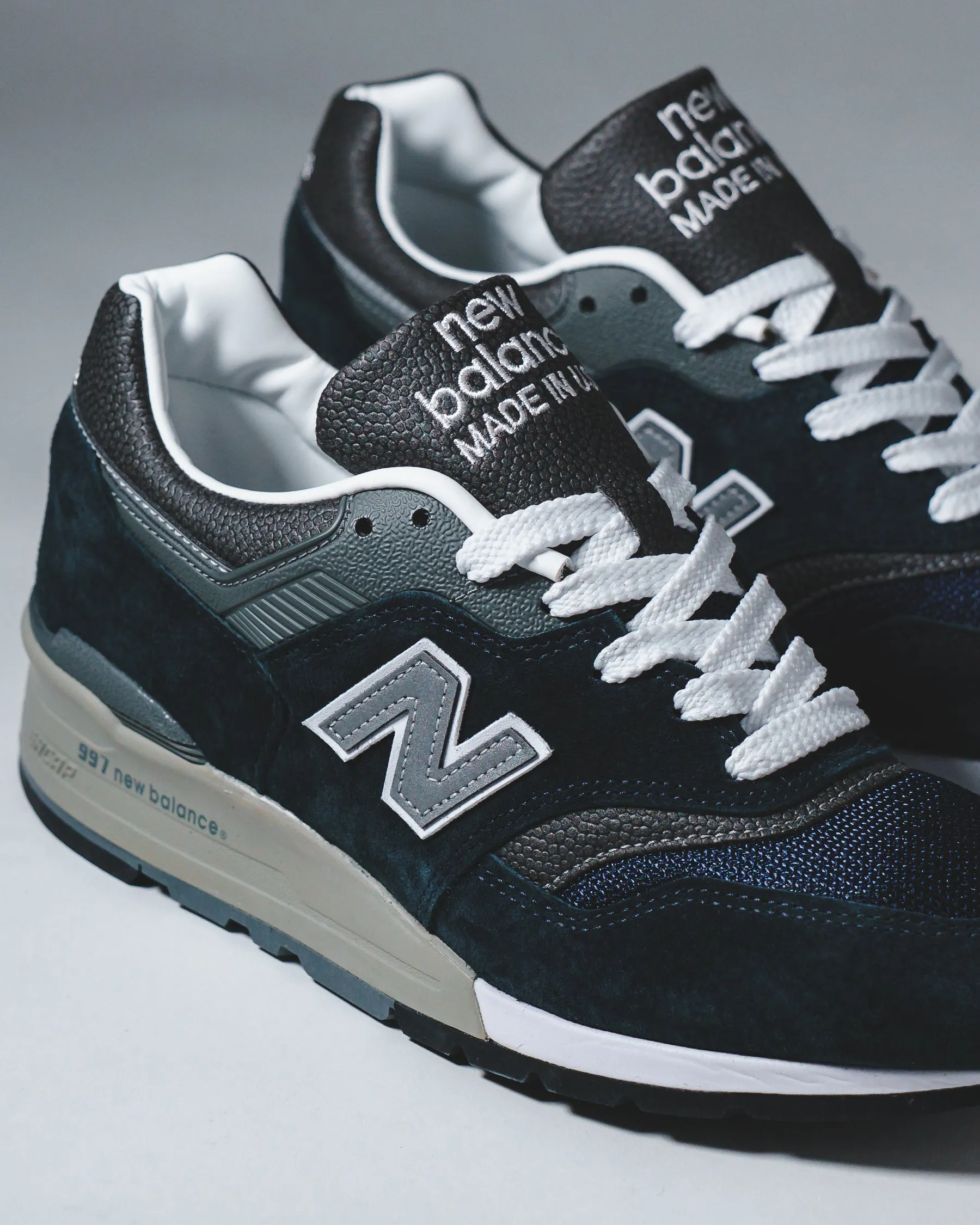 New Balance Unisex Made in USA 997 Navy U997NY